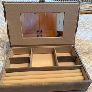 Gray jewelry box